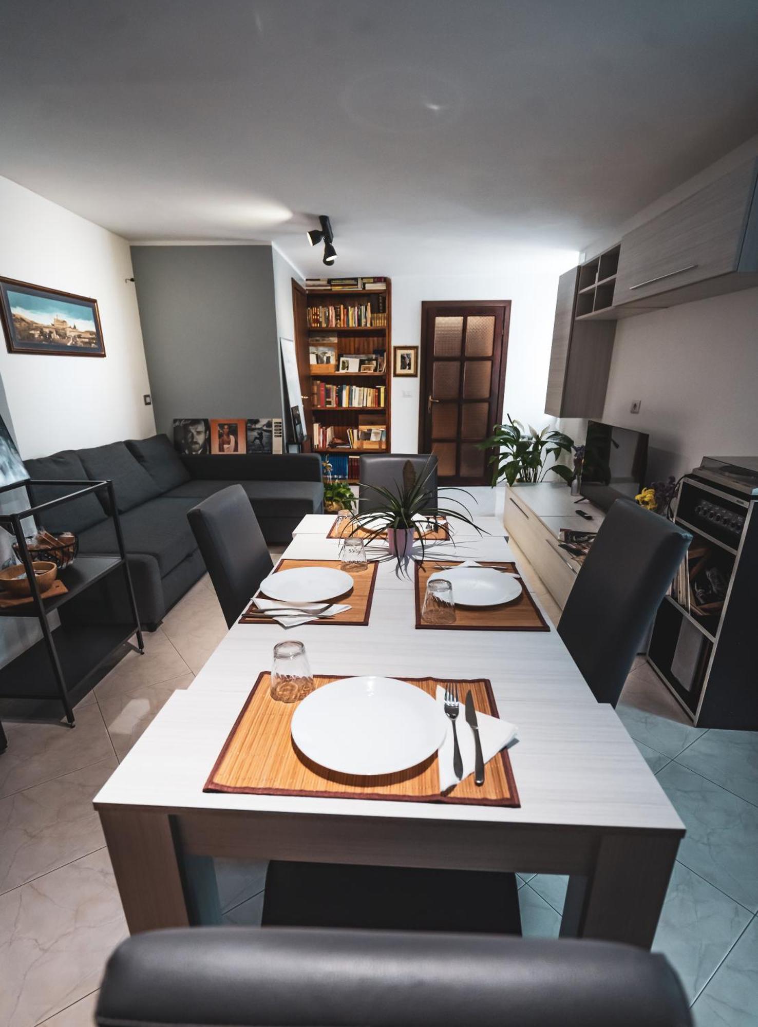 Casina Carina - Intero Appartamento Indipendente Alatri エクステリア 写真